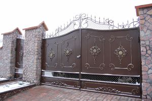 Кованые ворота (фото)